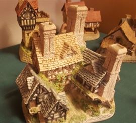 Assorted David Winters Cottage