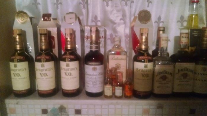 COLLECTIBLE VINTAGE LIQUOR COLLECTION...SOME SEALED