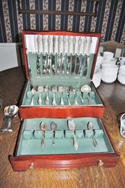 1916 Alvin Molly Stark pattern silverplate flatware for 12 with case.