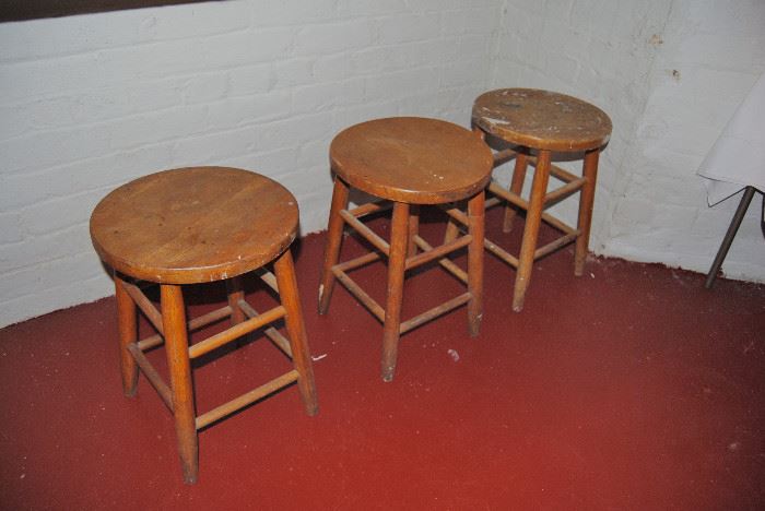 3 stools for kids