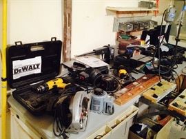 DeWalt, Black & Decker, Craftsman & Ryobi Tools.... see our list