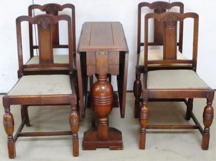 English pub set with drop side table