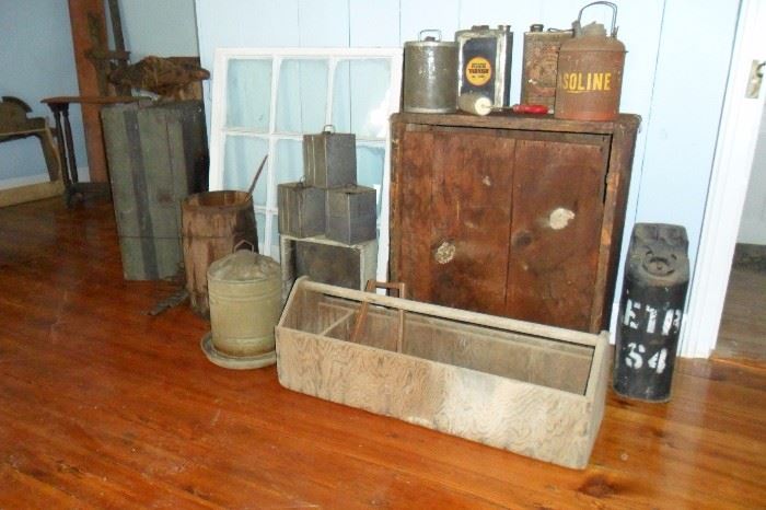 Antique shipping Crate,Antique Tool Box,Antique Oil & Gas Cans,etc...