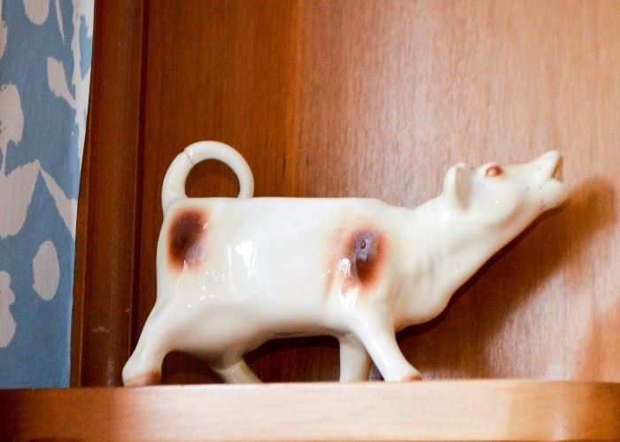 Porcelain Cow Creamer