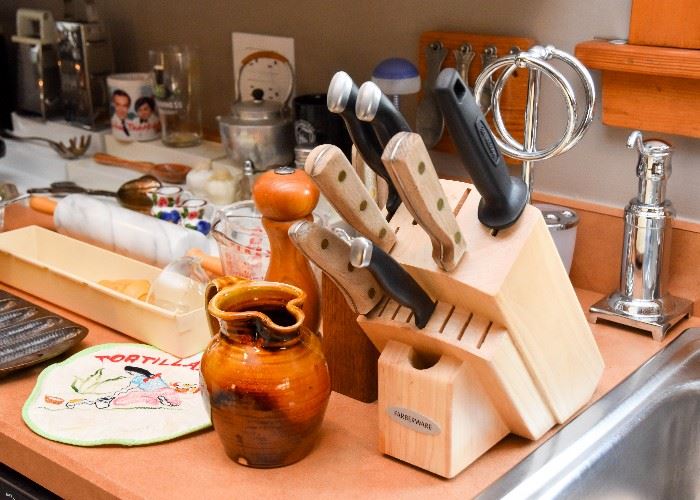 Kitchenware, Pepper Mill, Pottery Pitcher, Cutlery