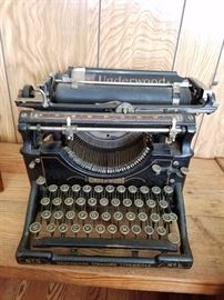 antique  Underwood No 5