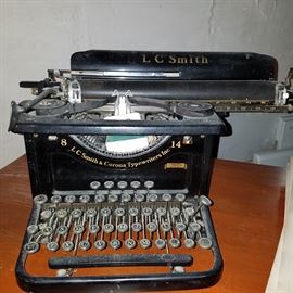 L.C. Smith & Corona vintage typewriter