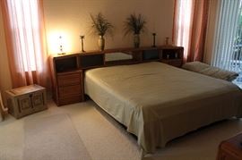 Solid Wood King Size Bedroom set