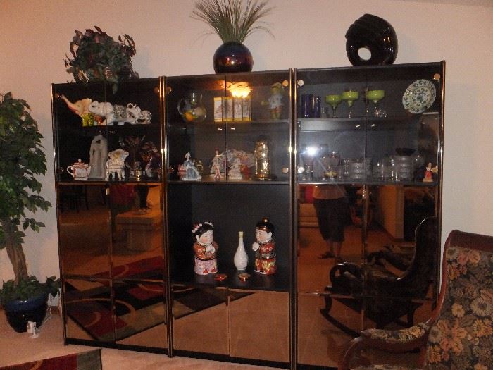 wall units with mirrored fronts (3 pieces)