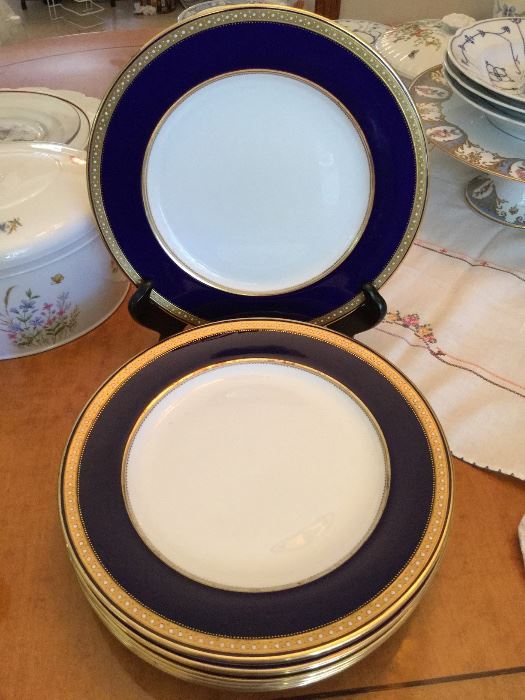 Set of 8 ca 1890 Copeland dinner plates.
