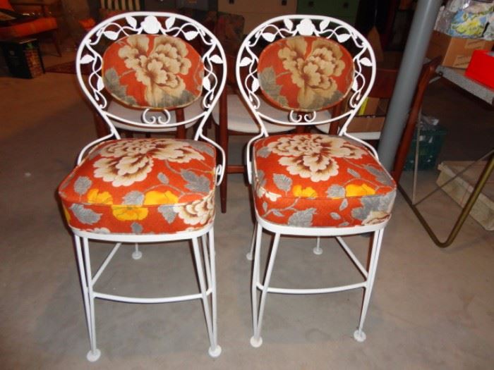 patio chairs with cushions tall bar style
