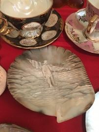 etched clam shells