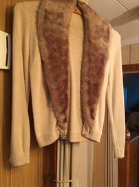 vintage sweater with fur collar