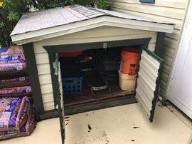 Shed measures 5 ft square, 36" tall