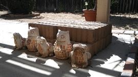 38 decorative hedge lining bricks. Decorative owls and frogs.