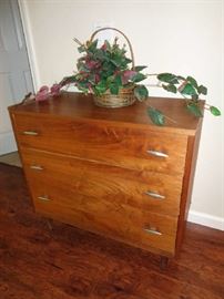 cute 3 drawer chest