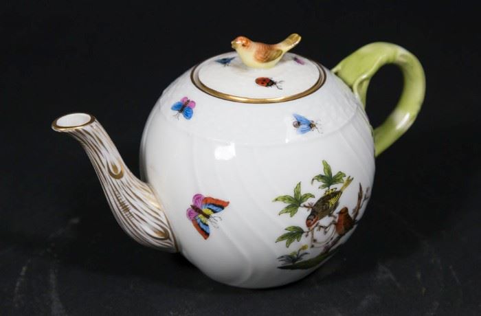 Lot 1: Herend Porcelain Teapot in Rothschild Pattern