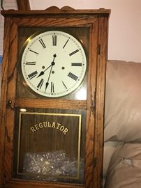 Regulator wall clock