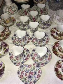 heart shaped teacups and saucers