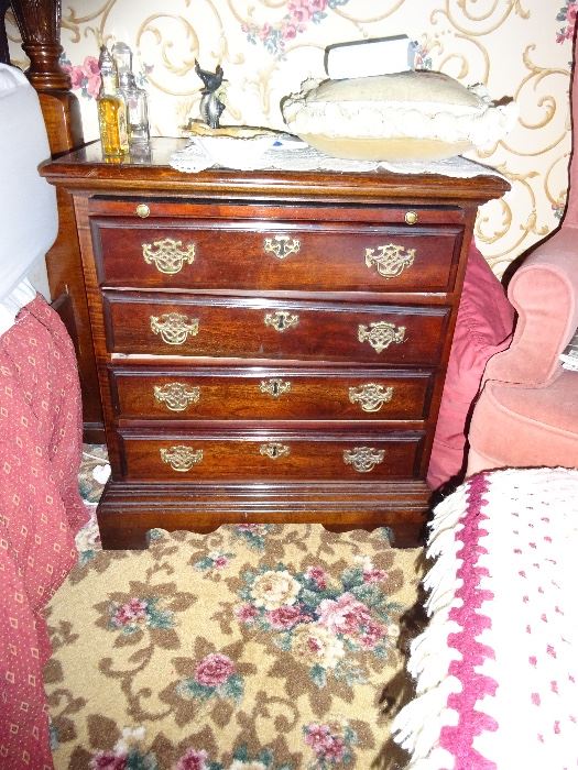 night stand/ king 4 post bed/ tall chest
