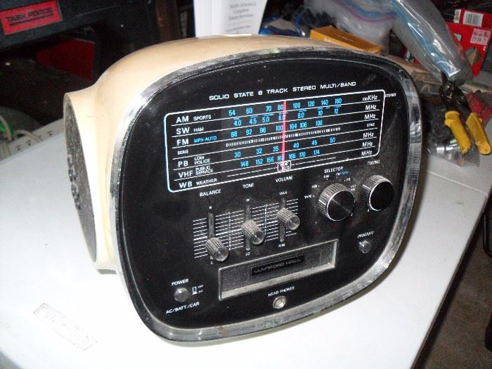 Vintage Mid Century Radio