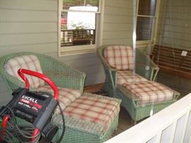Nice Wicker Set