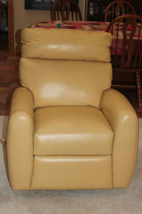 leather reclining chairs/swivel