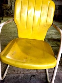 Yes A Cute Vintage Yellow Lawn Chair...I'm Pretty Sure It's The Original Paint!...