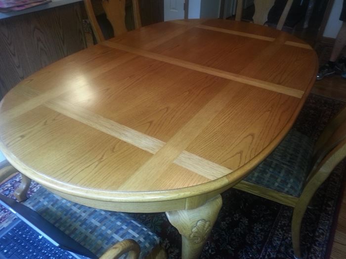 Thomasville oak inlaid table