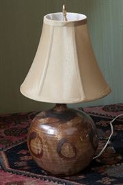 Ceramic bottle lamp