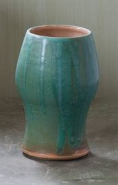 Deco esque shape and color