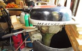 Mercury outboard motor, needs work