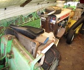 Bolens 1250 Hydro w/ Bolens snow blower, runs