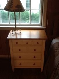 Ethan Allen bedside table wih drawers. 