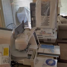 Brother Innov-is 4000D (Disney Ed) w/Accessories & Software (Original Manuals)