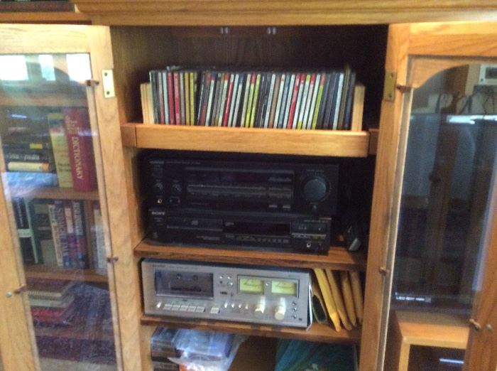 STEREO SYSTEM AND MANY CD'S
