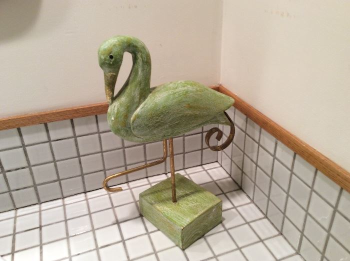 UNUSUAL CARVED GREEN FLAMINGO