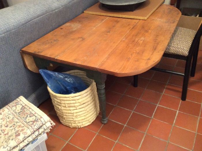 ANTIQUE DROP LEAF CHILDRENS TABLE OR PLANTING TABLE