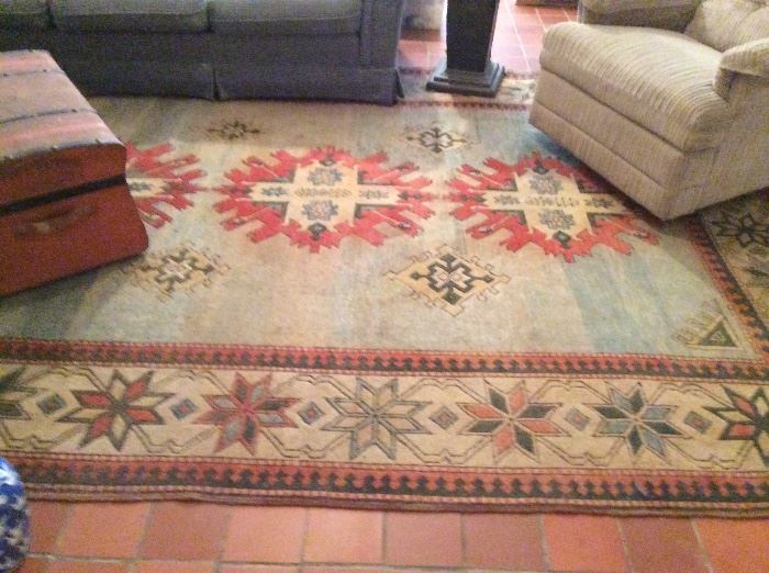 UNUSUAL ANTIQUE HAND WOVEN RUG, MORE RESEARCH WILL PROVE WETHER PERSIAN OR AMERICAN INDIAN