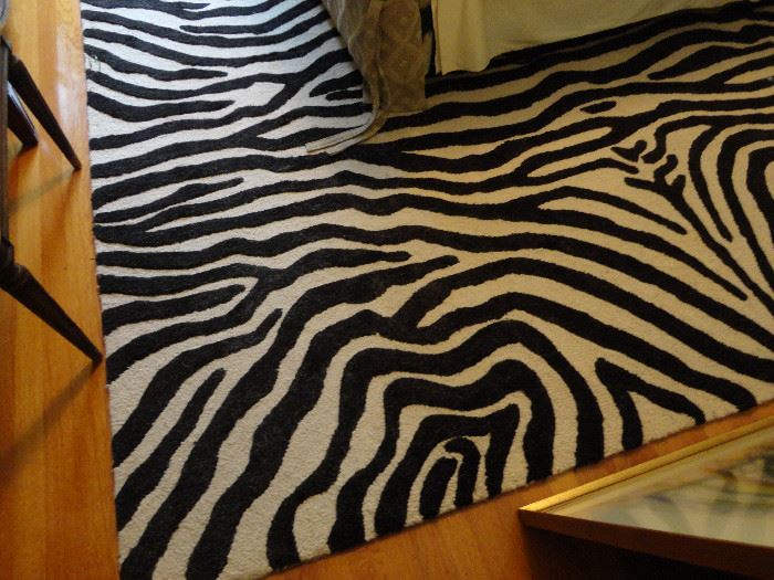 Zebra-patterned rug, 8'6" x 11'6"