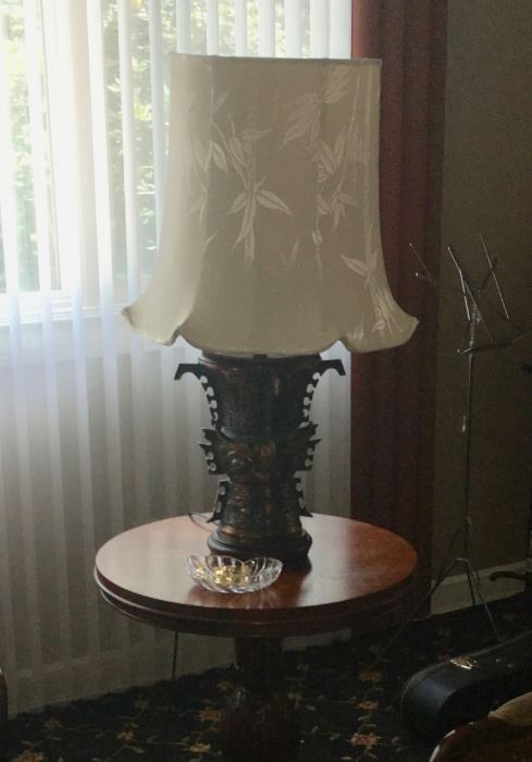 Antique Chinese lamp