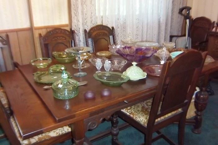 Oak Dining Room Table 