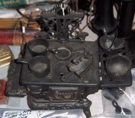 Antique Child's Toy Stove w/Extras
