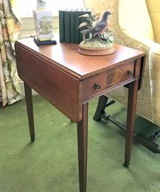 There are 2 of these pembroke tables and they are beautifully crafted. In very good condition.