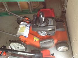 Husqvarna HU 700f mower (second picture)