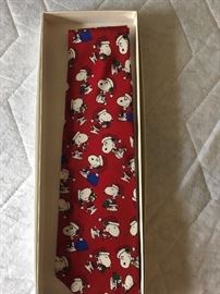 Vintage Snoopy Christmas tie