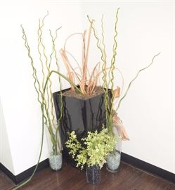 Planters And Decor Total Qty 4, Glass Cylinders Qty 3, 30" Planter Qty 1