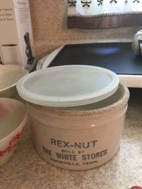 Rex-nut crock