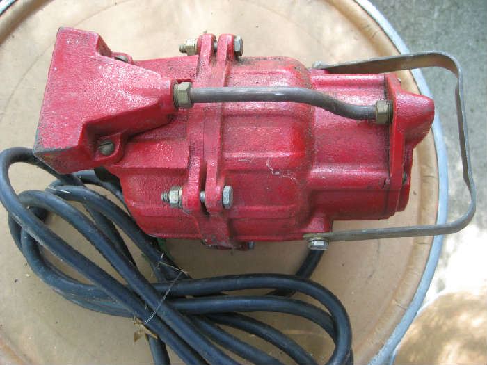 Universal Electric cast iron sump pump