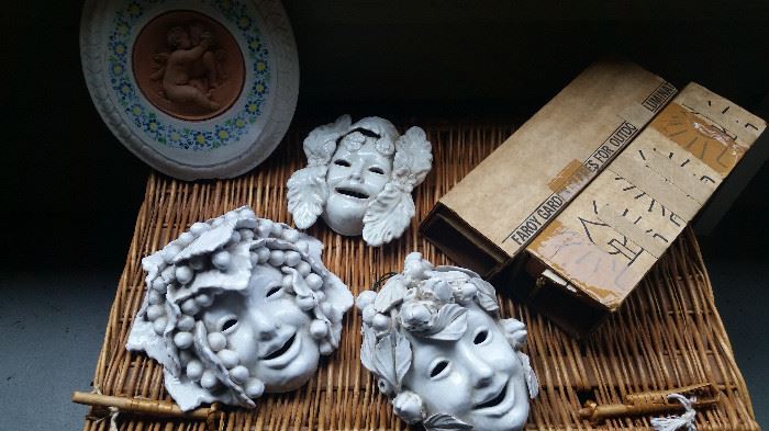 Leona Lavorato A Mano Italia ceramic gargoyle heads (WITH TAGS)